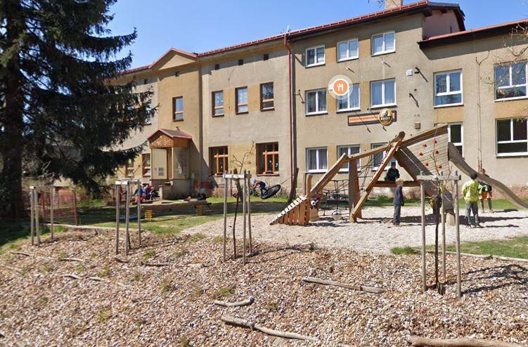 Základní a mateřská škola Mraveniště v Markoušovicích